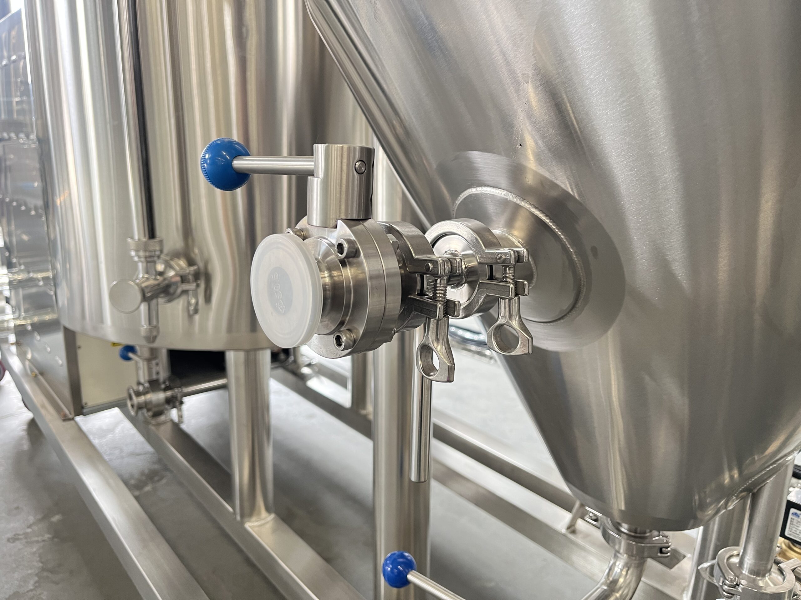 1 16 scaled Used 100L Mini brewery equipment