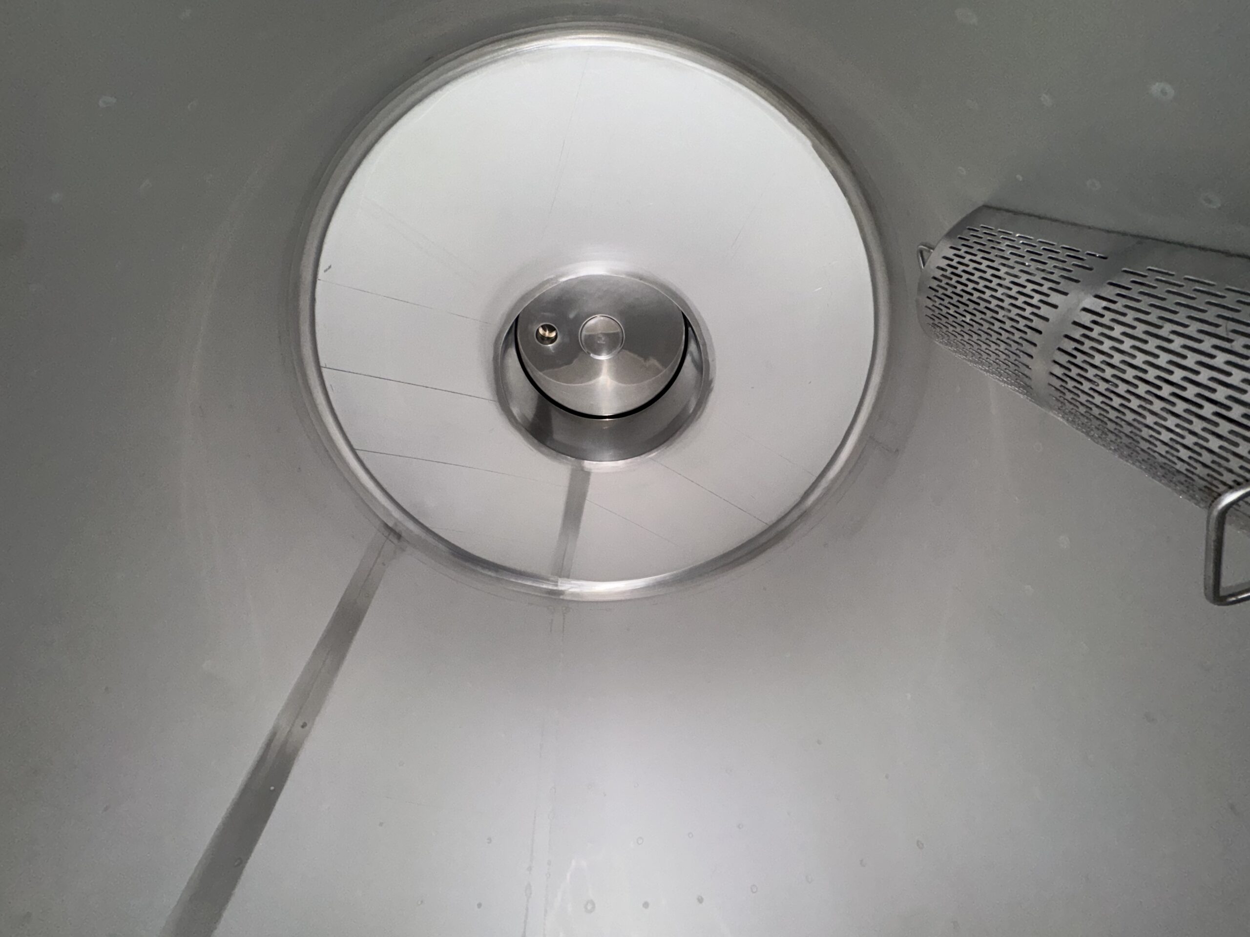 1 24 1 scaled 2000L Wine Fermentation Tank