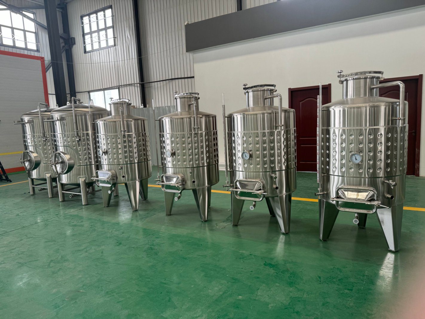 Zařízení pro vinařství 1500L wine fermentation tank 1
