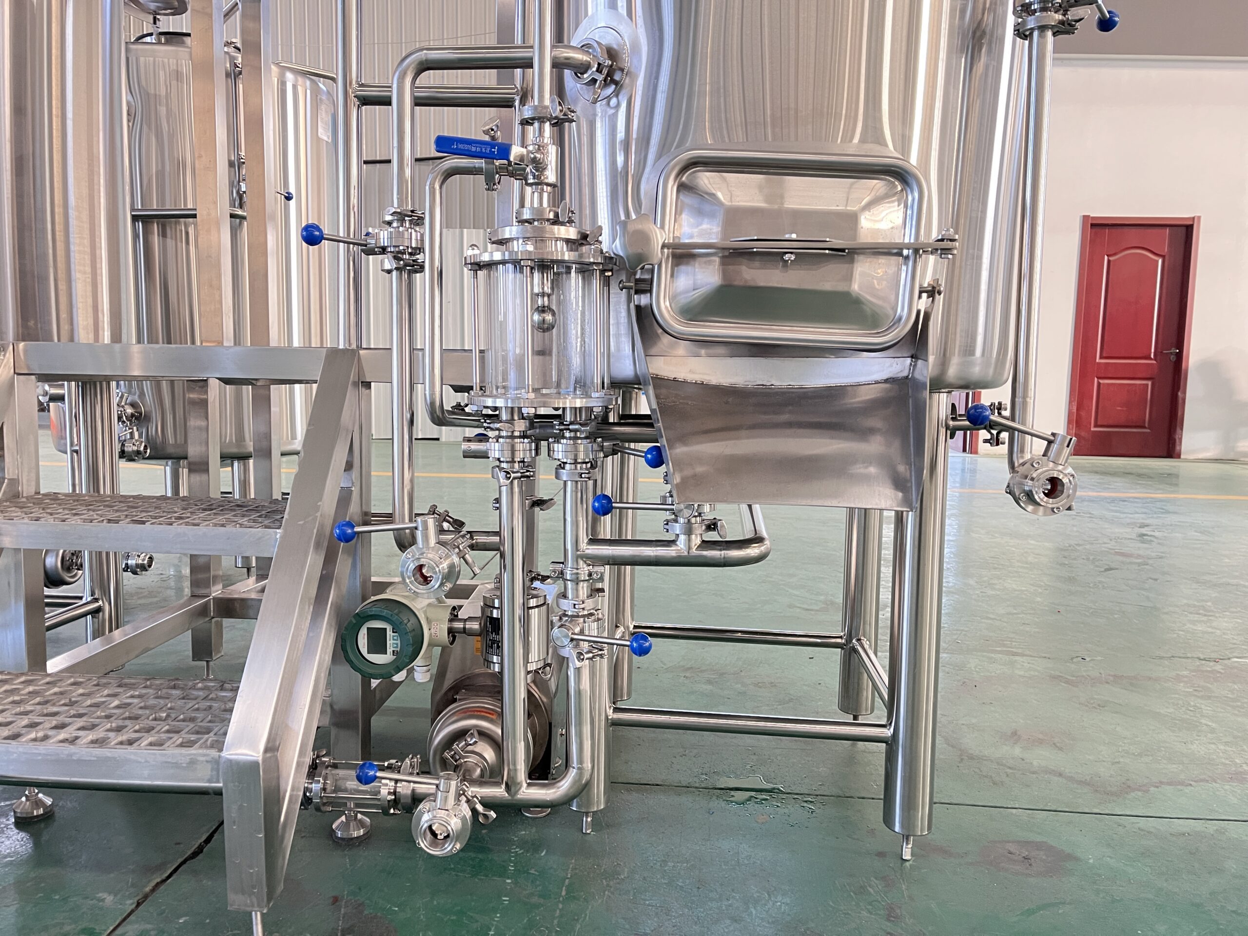 3 9 1 scaled Used 300L Brewery Equipment