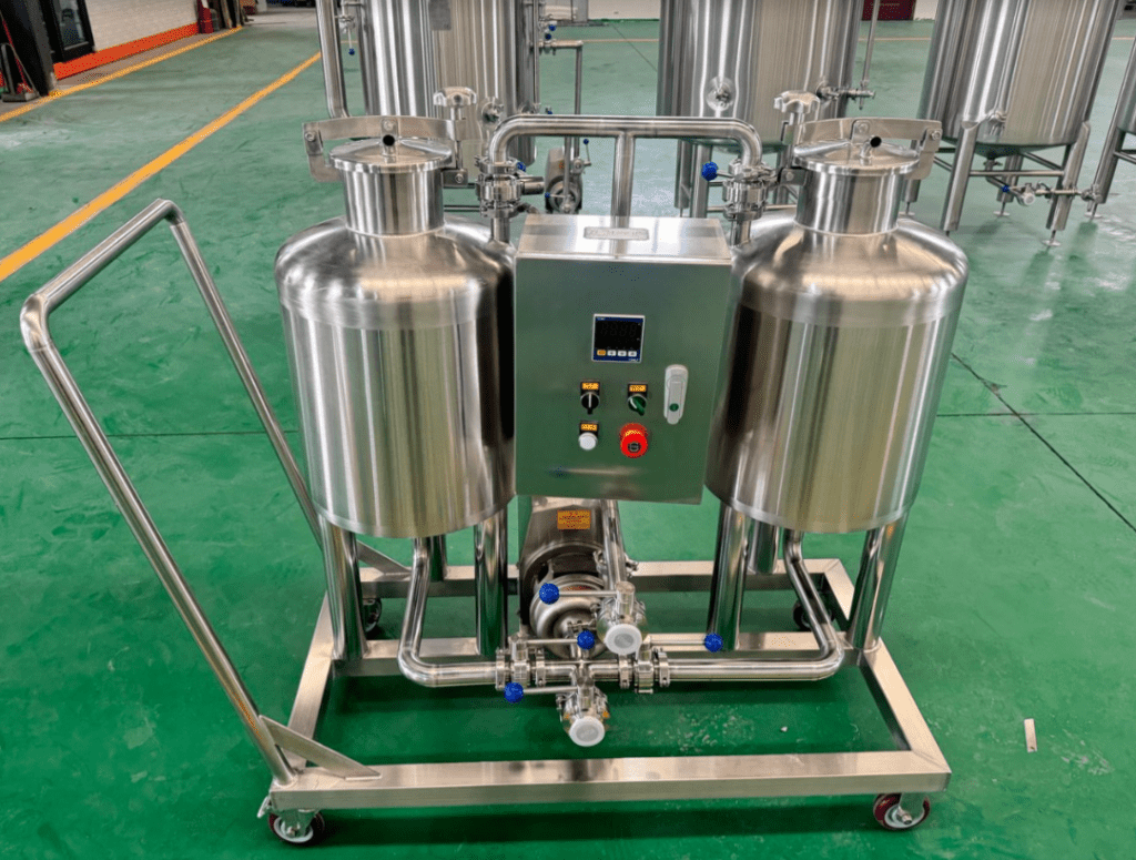 Qu'est-ce qu'un système CIP ? Applications de nettoyage en place pour les équipements de brasserie, de boissons, alimentaires et pharmaceutiques CIP cleaning system What Is a CIP System? Clean-in-Place Applications for Brewery, Beverage, Food and Pharmaceutical Equipment