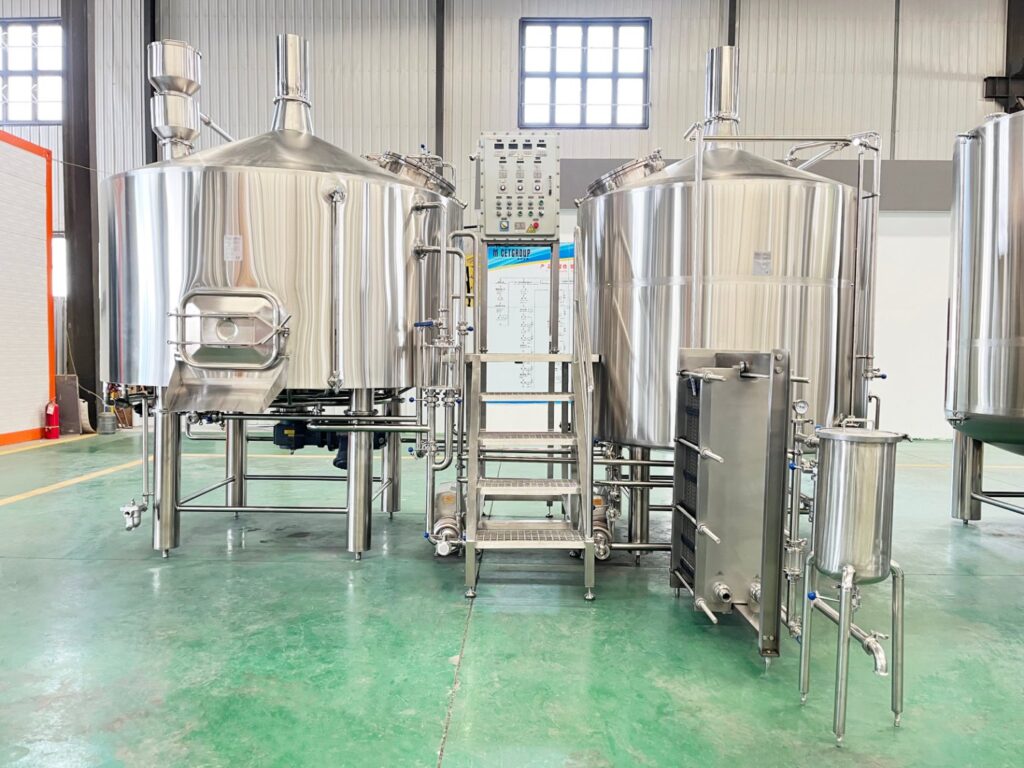 Mash tun What Equipment Is Needed for a Microbrewery? A Complete Brewing Equipment Guide