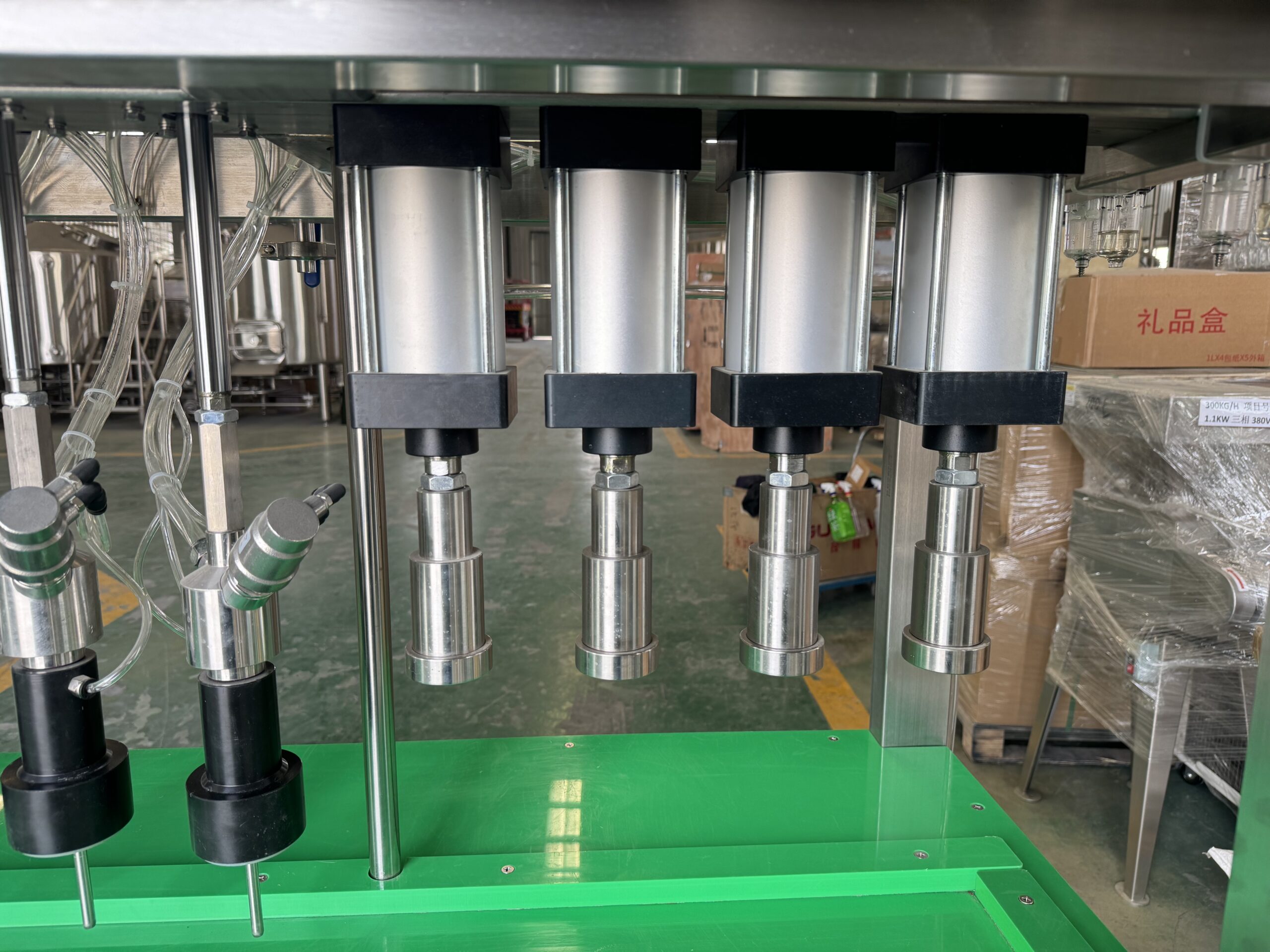 1 6 1 scaled Bottle&Can Filling, Capping & Sealing Integrated Machine