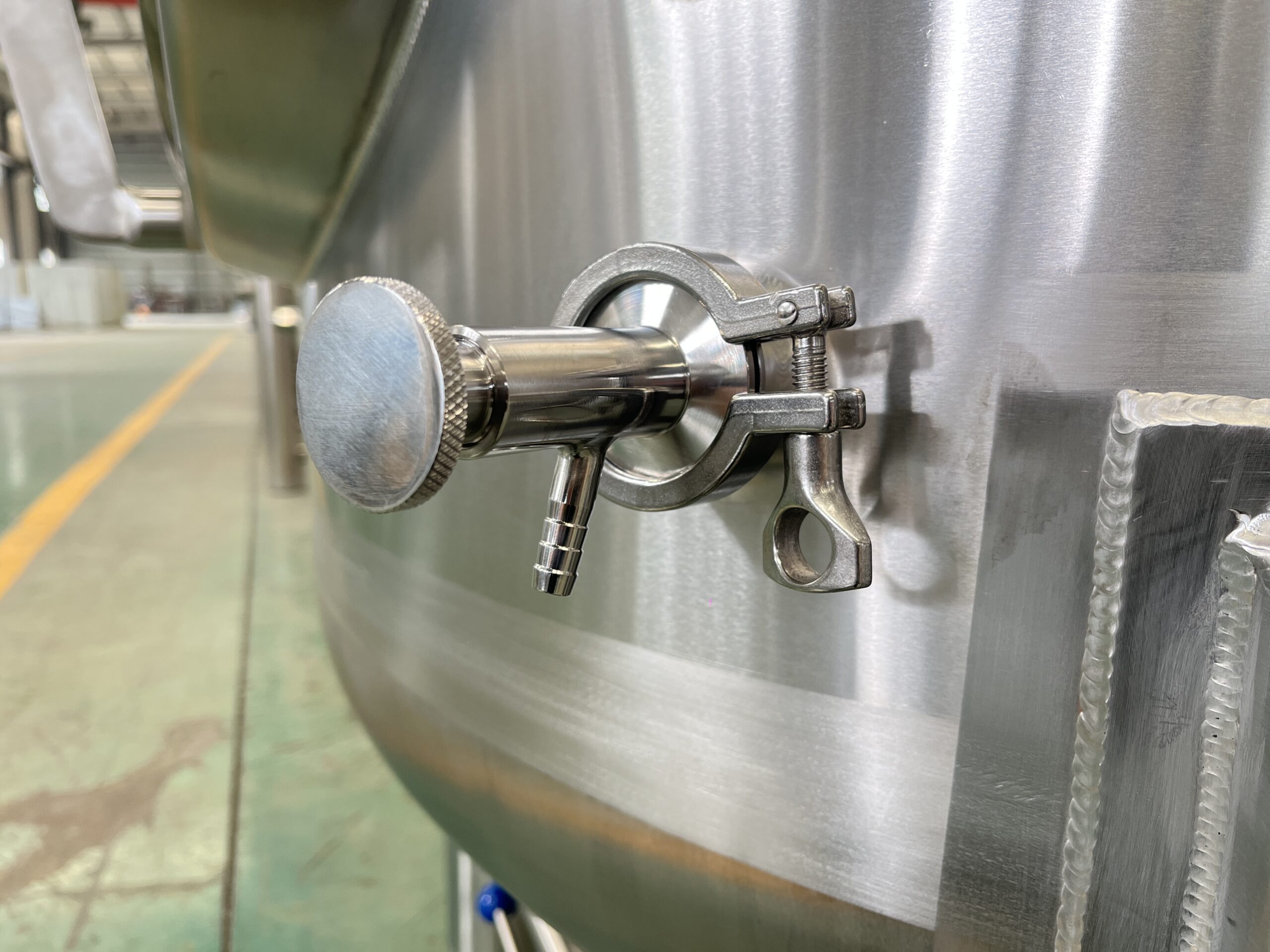 1 81 scaled 2000L Beverage Equipment
