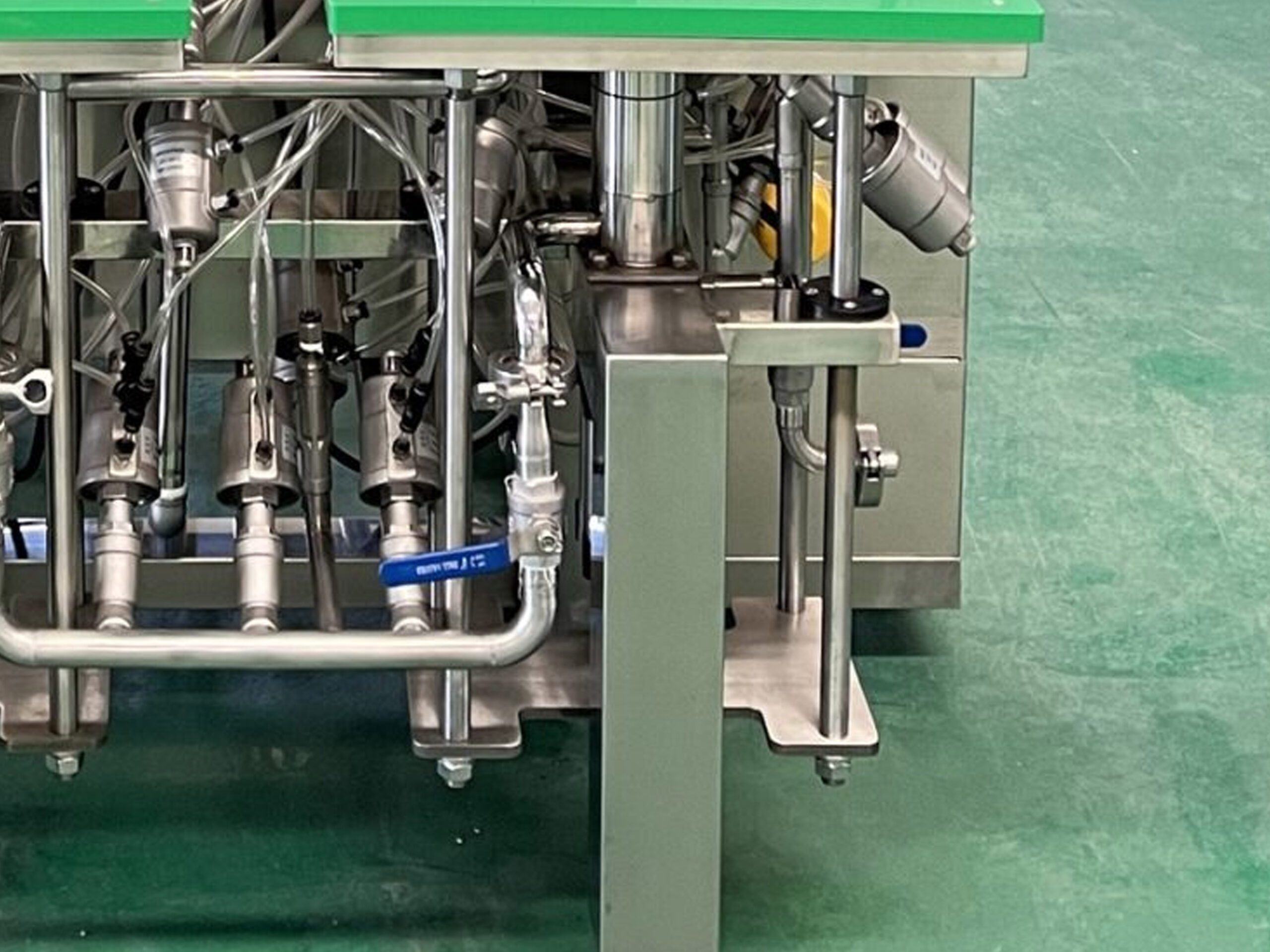 10 scaled Beer Keg Filling Machine