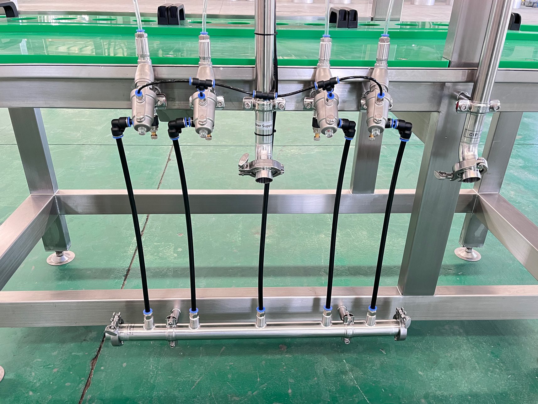 42 4-Head Manual Bottle Filling and Capping Machine