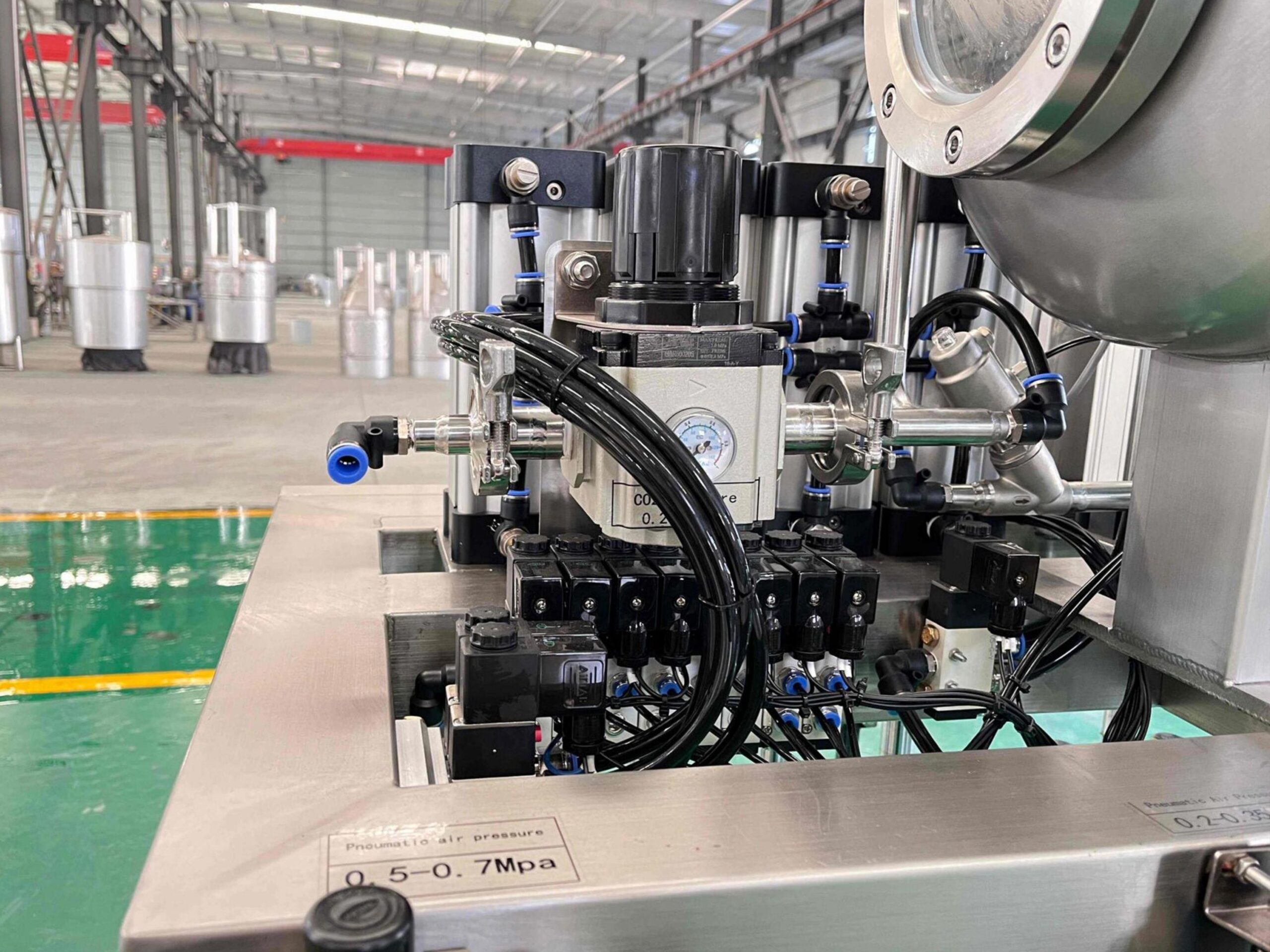 5 scaled 2-Head Filling and Capping Machine