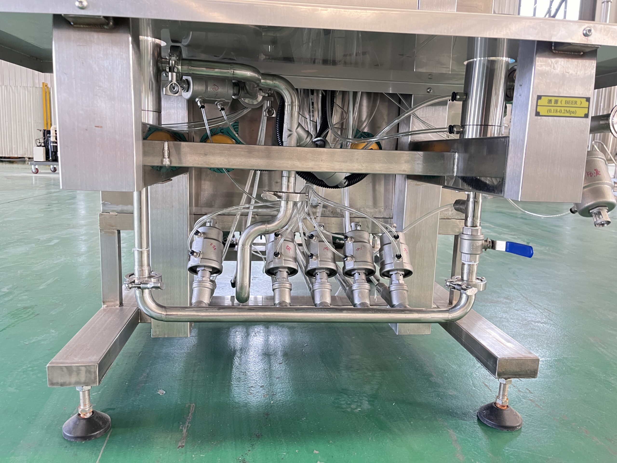 桶清洗罐装一体机 4 scaled Filling and Cleaning Integrated Machine