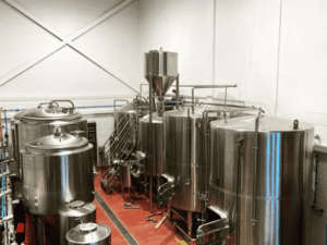 图片11 5 300L Distillery Equipment (case)