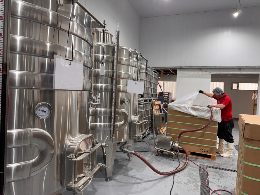 whatsapp FeEHMI1 Refurbished 300L Distillation System Successfully Commissioned