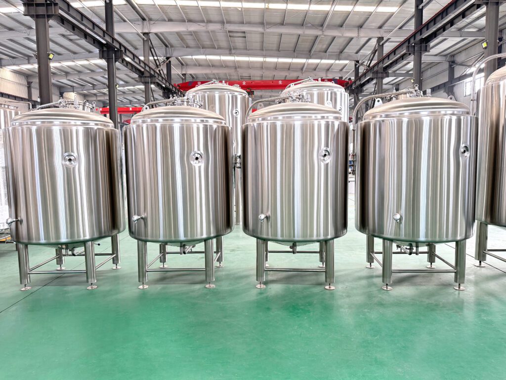 Turnkey Brewery Equipment with CE Certification 清酒罐3 Turnkey Brewery Equipment with CE Certification
