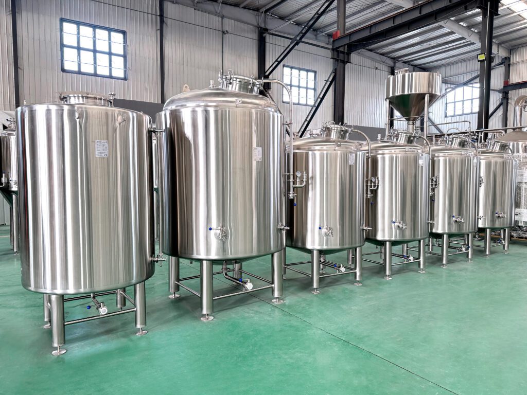Turnkey Brewery Equipment with CE Certification 清酒罐4 Turnkey Brewery Equipment with CE Certification