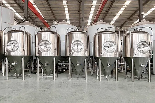 Turnkey Brewery Equipment with CE Certification 2000l-fermenter-1
