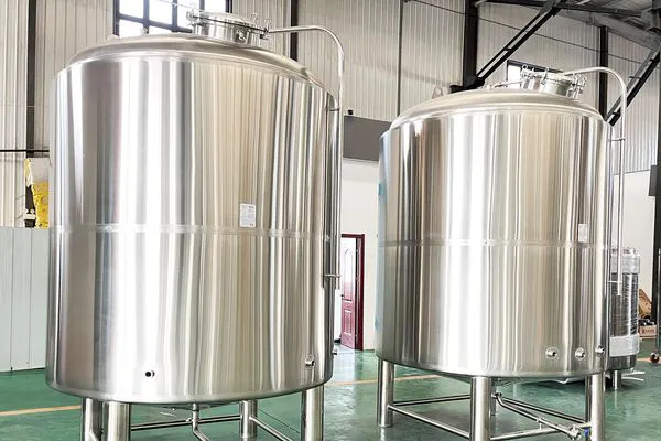 Used Spirit Storage Blending Tanks Distillery Equipment