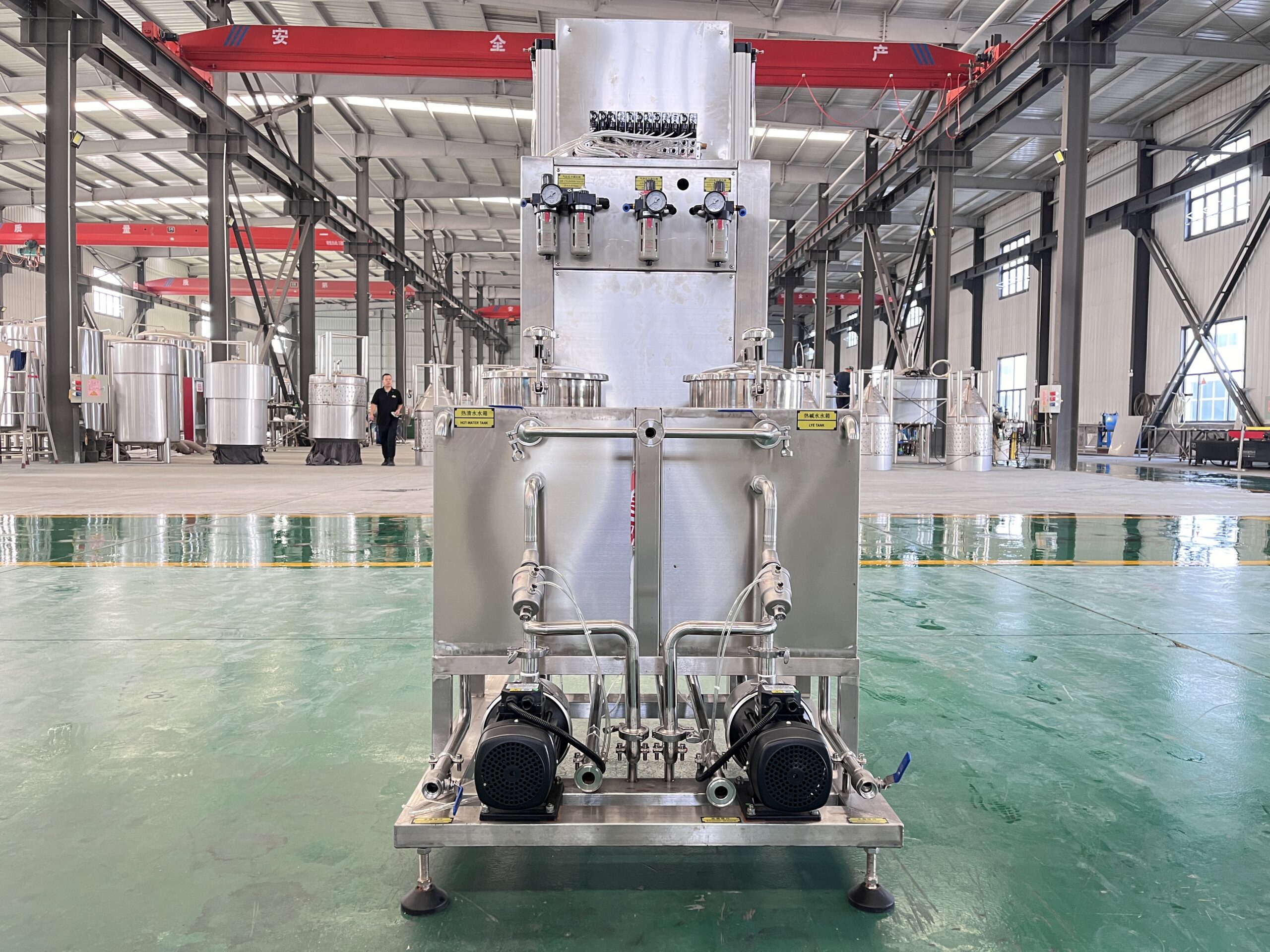 Plnicí a čisticí integrovaný stroj Used Filling and Cleaning Integrated Machine